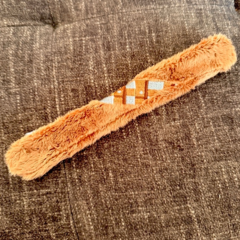 2026 Star Wars Chewbacca Plush Unisex Slap Bracelet New Brown Embroidered
